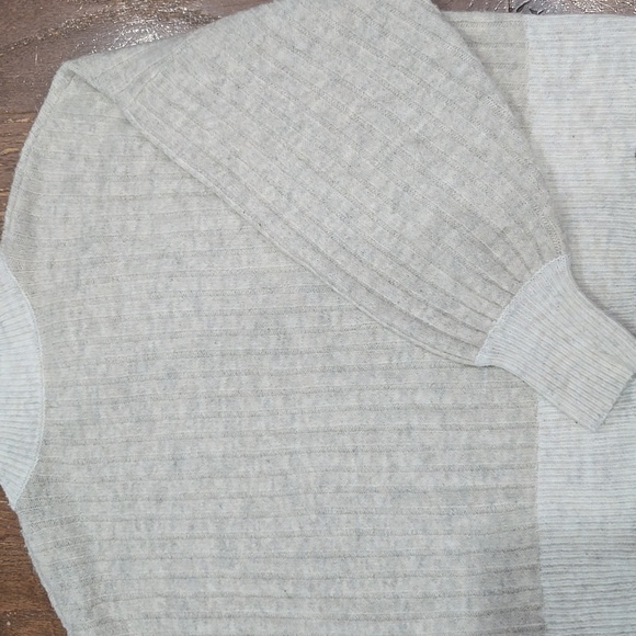 Sincerely Jules Beige Soft Cozy Drop Shoulder Sweater, Large - Picture 4 of 4